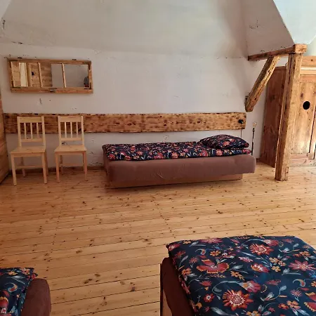 Chatka Kurki Kurki
