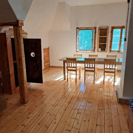 Chatka Kurki Lantgård *