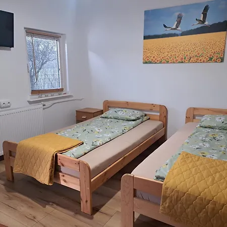 Farm stay Chatka Kurki